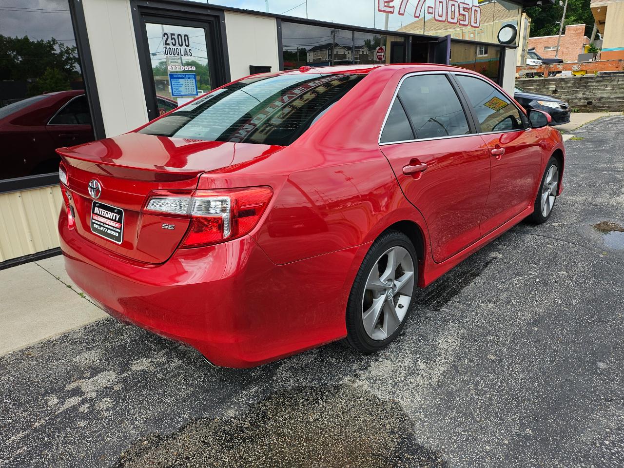 Toyota Camry 4dr Sdn V6 Auto XLE (Natl) 2013