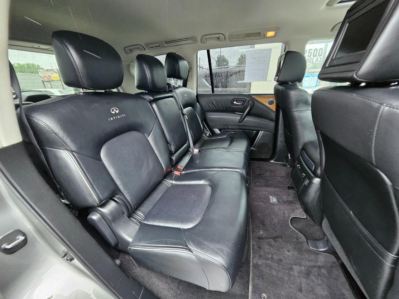 Infiniti QX56 4WD 4dr 8-passenger 2012