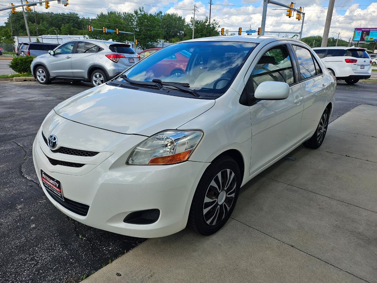 Toyota Yaris 4dr Sdn Auto (Natl) 2008