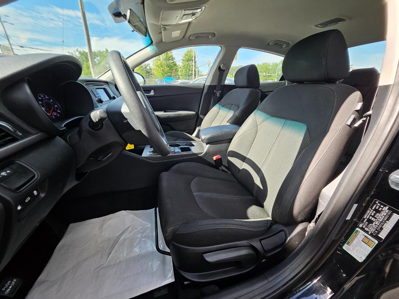 Kia Optima 4dr Sdn LX 2016