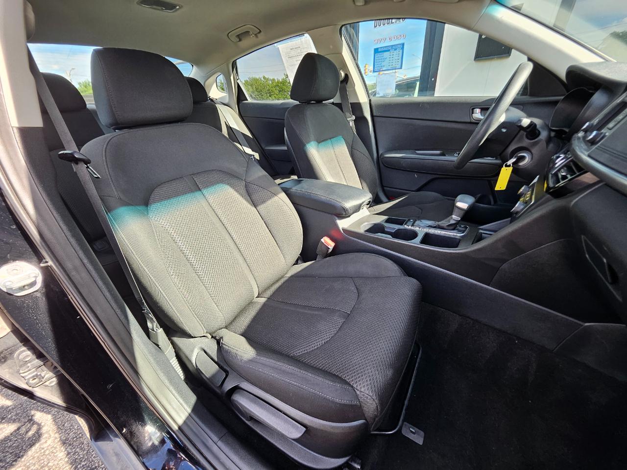 Kia Optima 4dr Sdn LX 2016