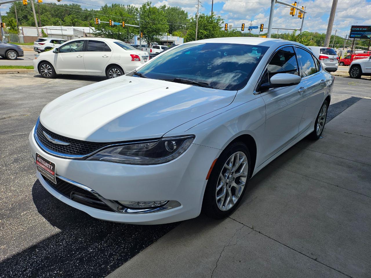 Chrysler 200 4dr Sdn C FWD 2015