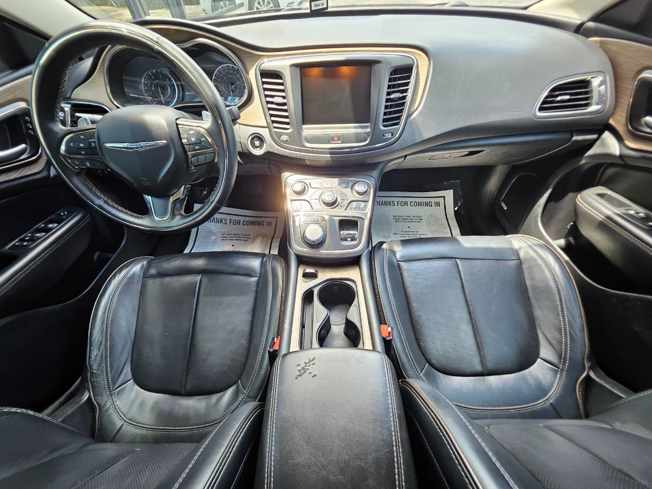 Chrysler 200 4dr Sdn C FWD 2015