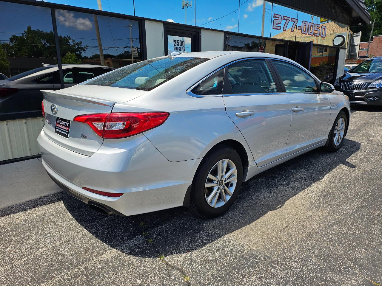 Hyundai Sonata 4dr Sdn 1.6T Eco 2015