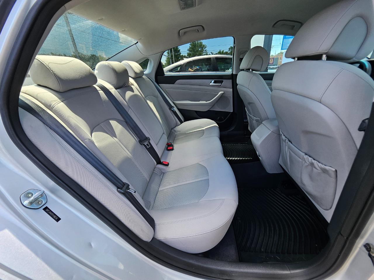 Hyundai Sonata 4dr Sdn 1.6T Eco 2015