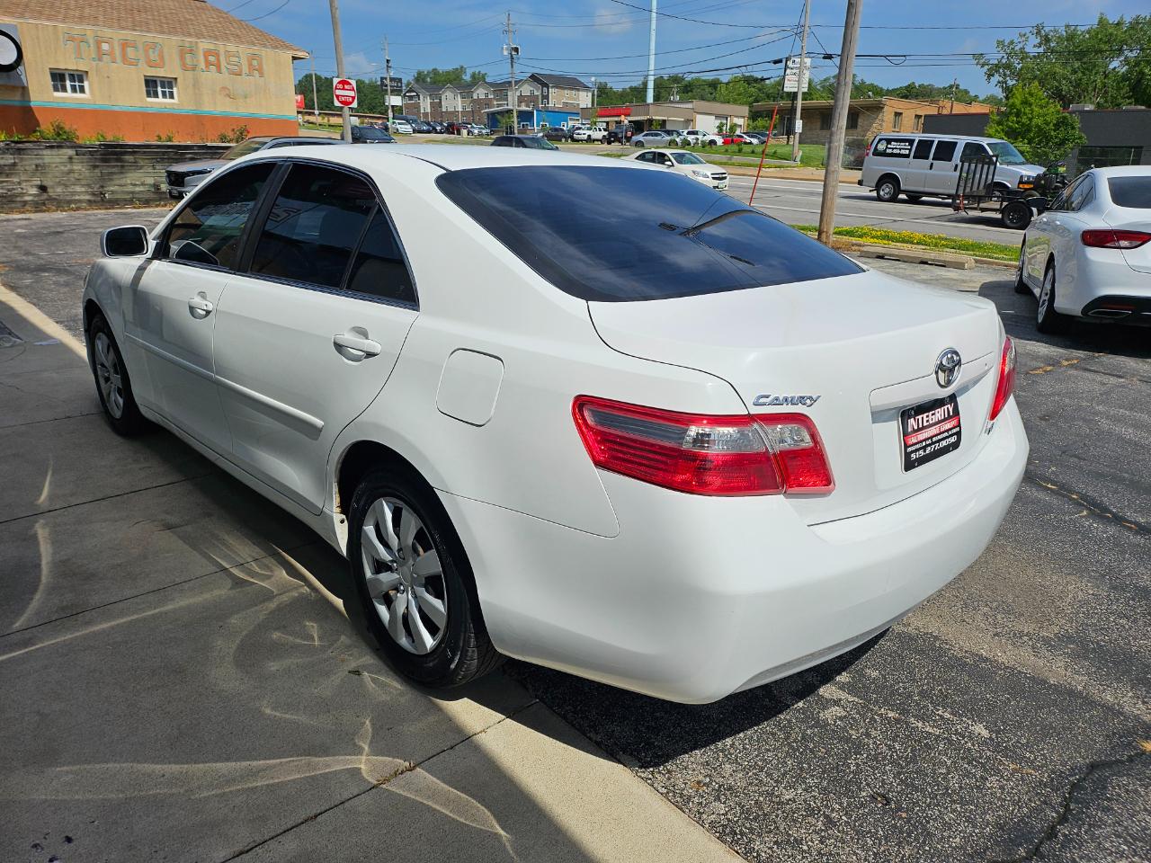 Toyota Camry 4dr Sdn I4 Man (Natl) 2009
