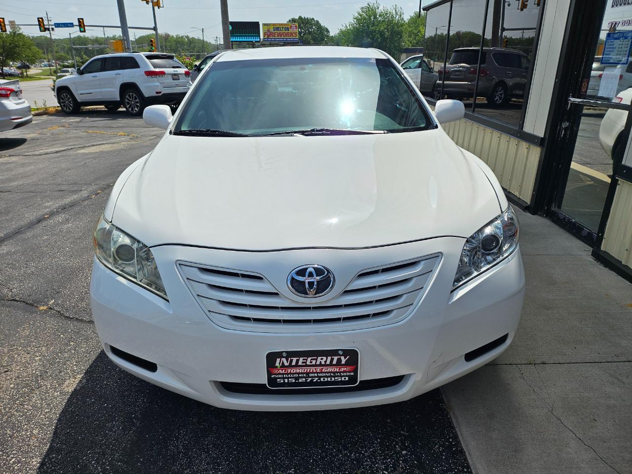 Toyota Camry 4dr Sdn I4 Man (Natl) 2009