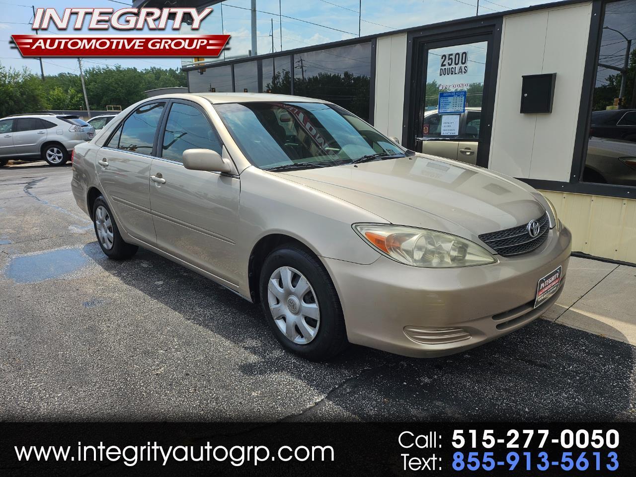2004 Toyota Camry 4dr Sdn XLE Auto (Natl)