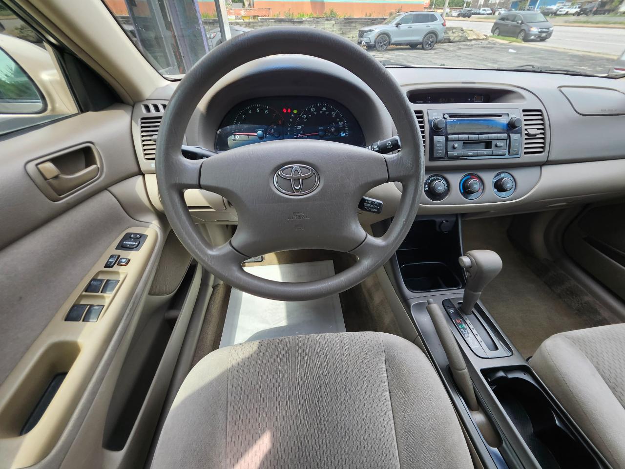 Toyota Camry 4dr Sdn XLE Auto (Natl) 2004