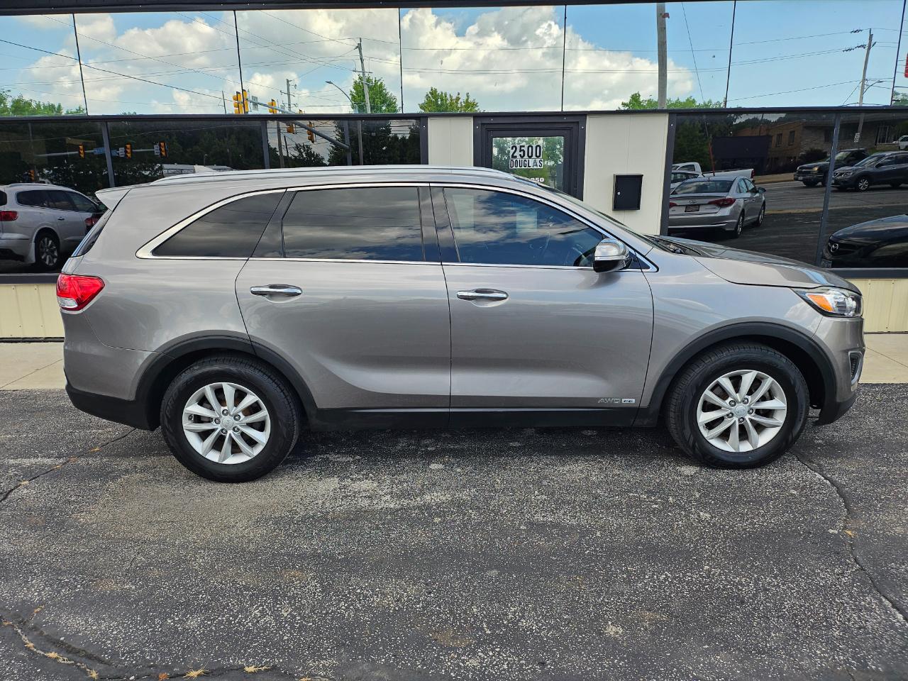 Kia Sorento AWD 4dr 3.3L LX 2016