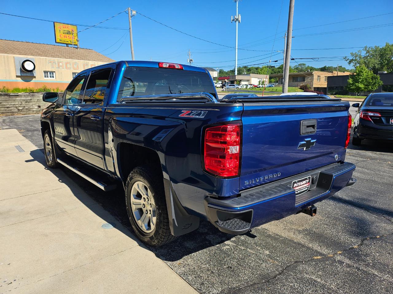 Chevrolet Silverado 1500 4WD Crew Cab 143.5" LT w/2LT 2016