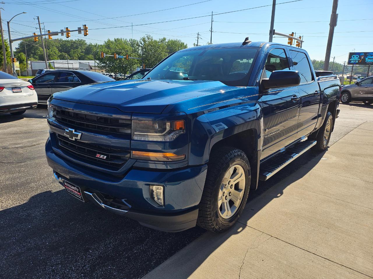 Chevrolet Silverado 1500 4WD Crew Cab 143.5" LT w/2LT 2016
