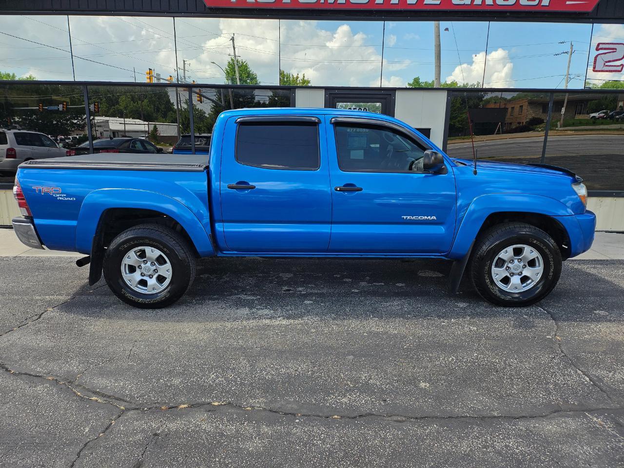 Toyota Tacoma 4WD Double V6 AT (Natl) 2009