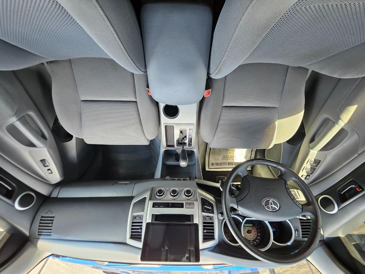 Toyota Tacoma 4WD Double V6 AT (Natl) 2009