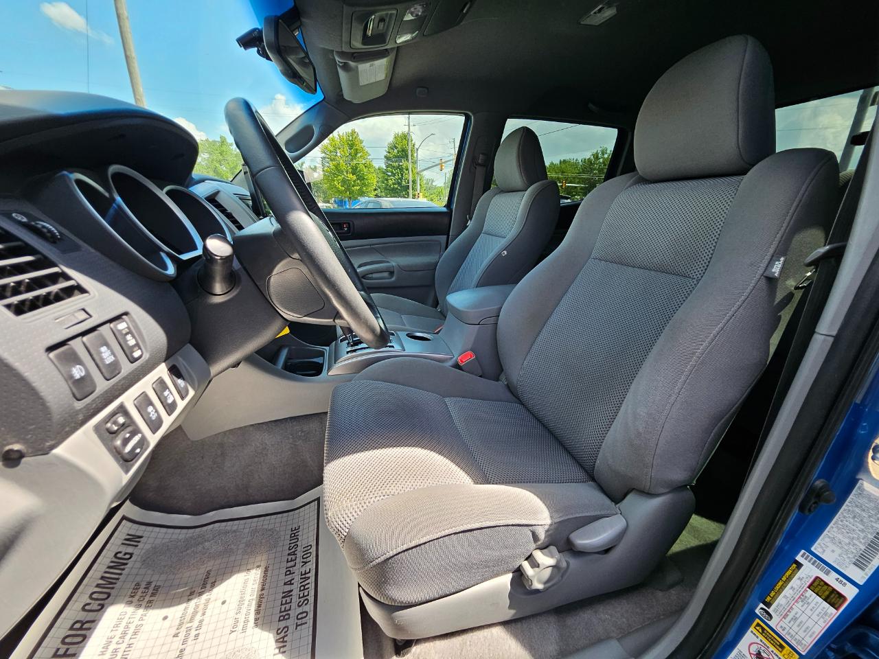 Toyota Tacoma 4WD Double V6 AT (Natl) 2009