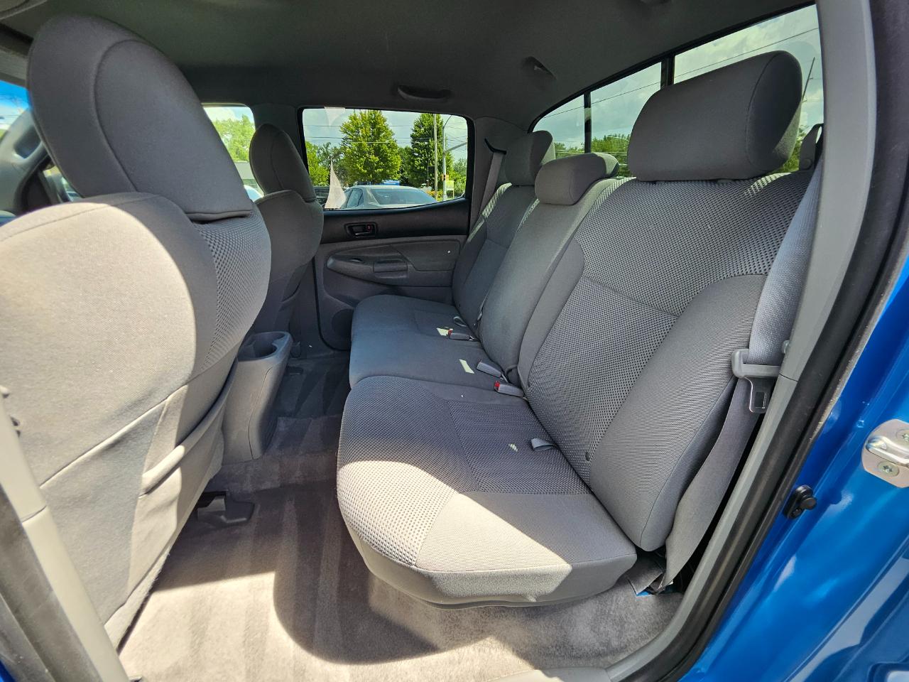 Toyota Tacoma 4WD Double V6 AT (Natl) 2009
