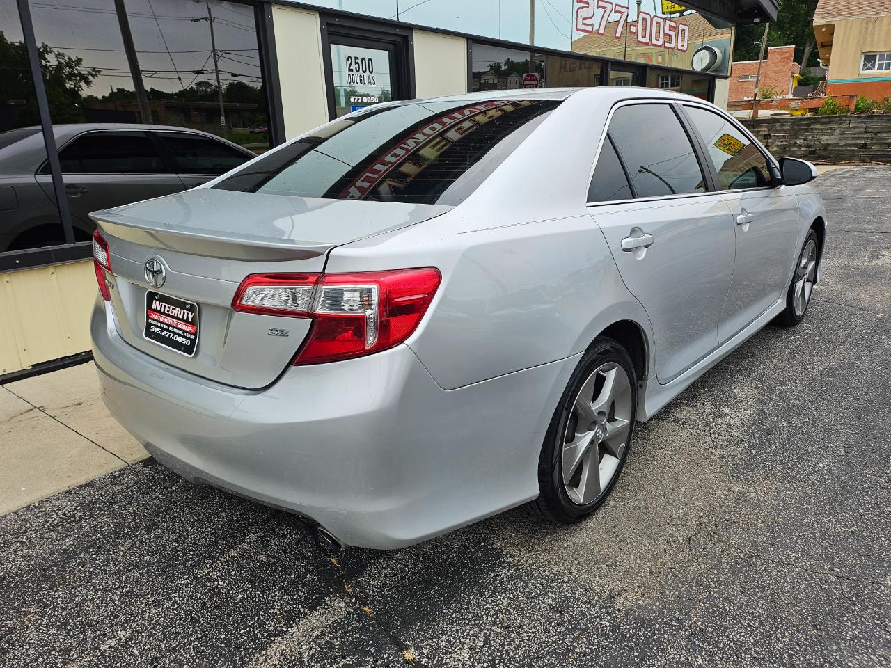 Toyota Camry 2014.5 4dr Sdn I4 Auto SE Sport (Natl) 2014