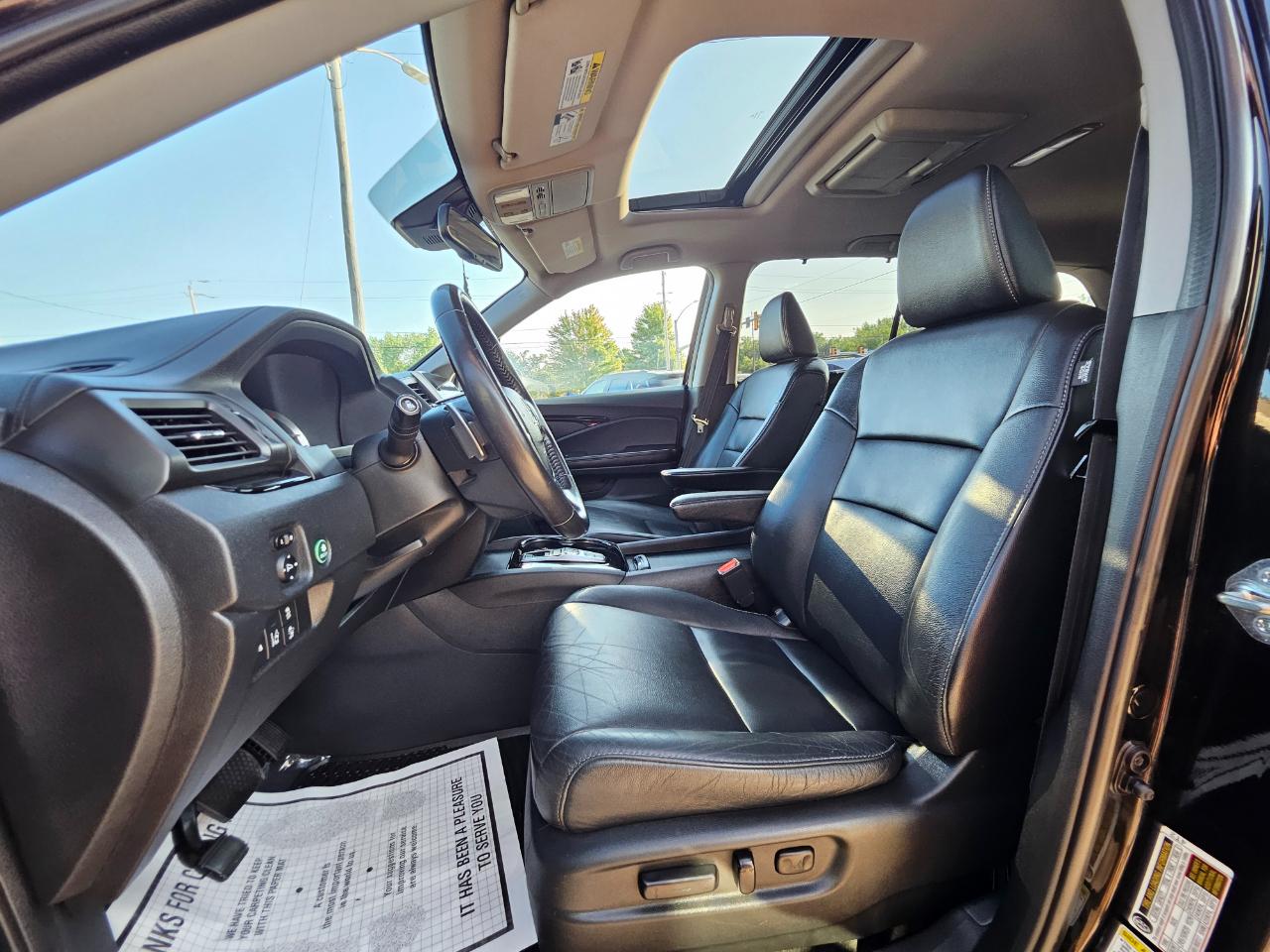 Honda Pilot AWD 4dr Touring w/RES & Navi 2016
