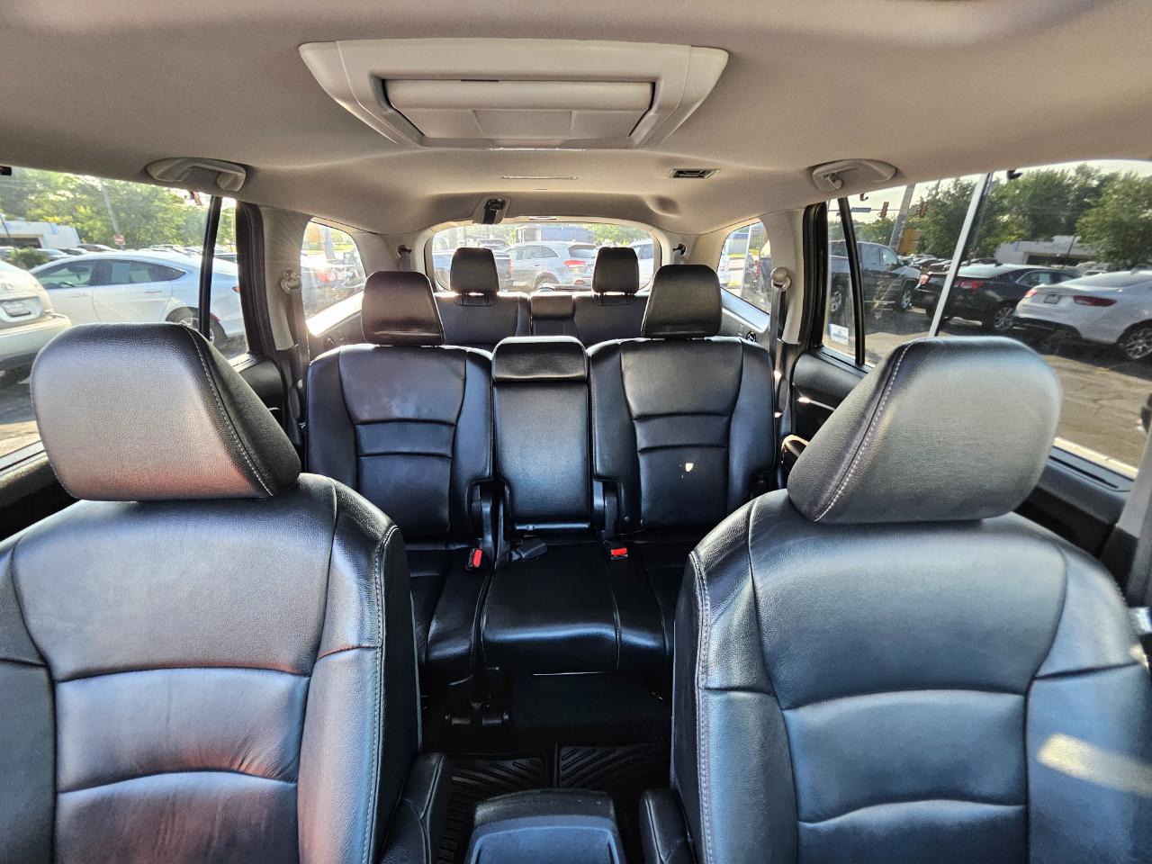 Honda Pilot AWD 4dr Touring w/RES & Navi 2016