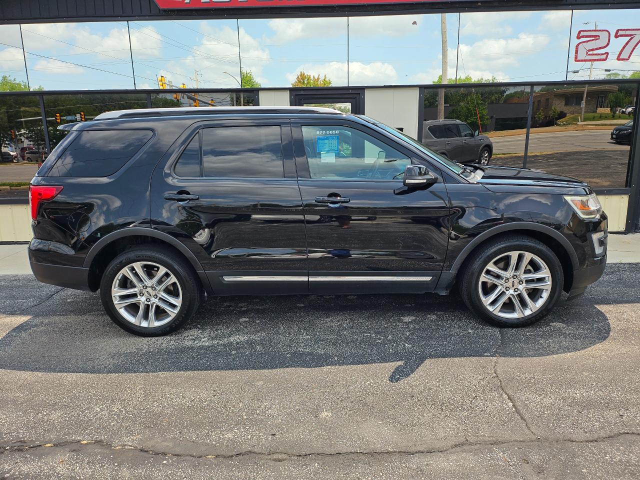 Ford Explorer XLT 4WD 2017