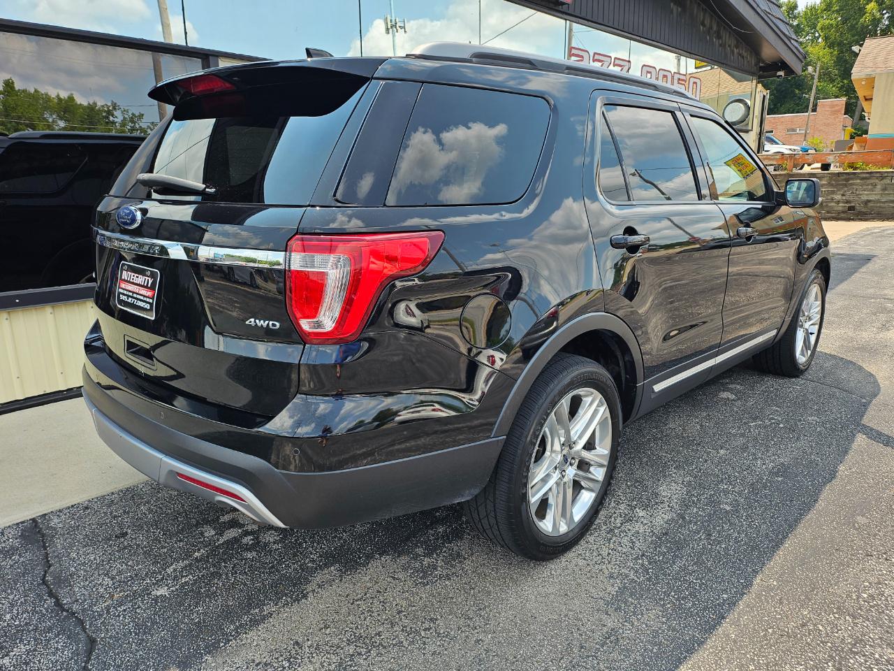 Ford Explorer XLT 4WD 2017