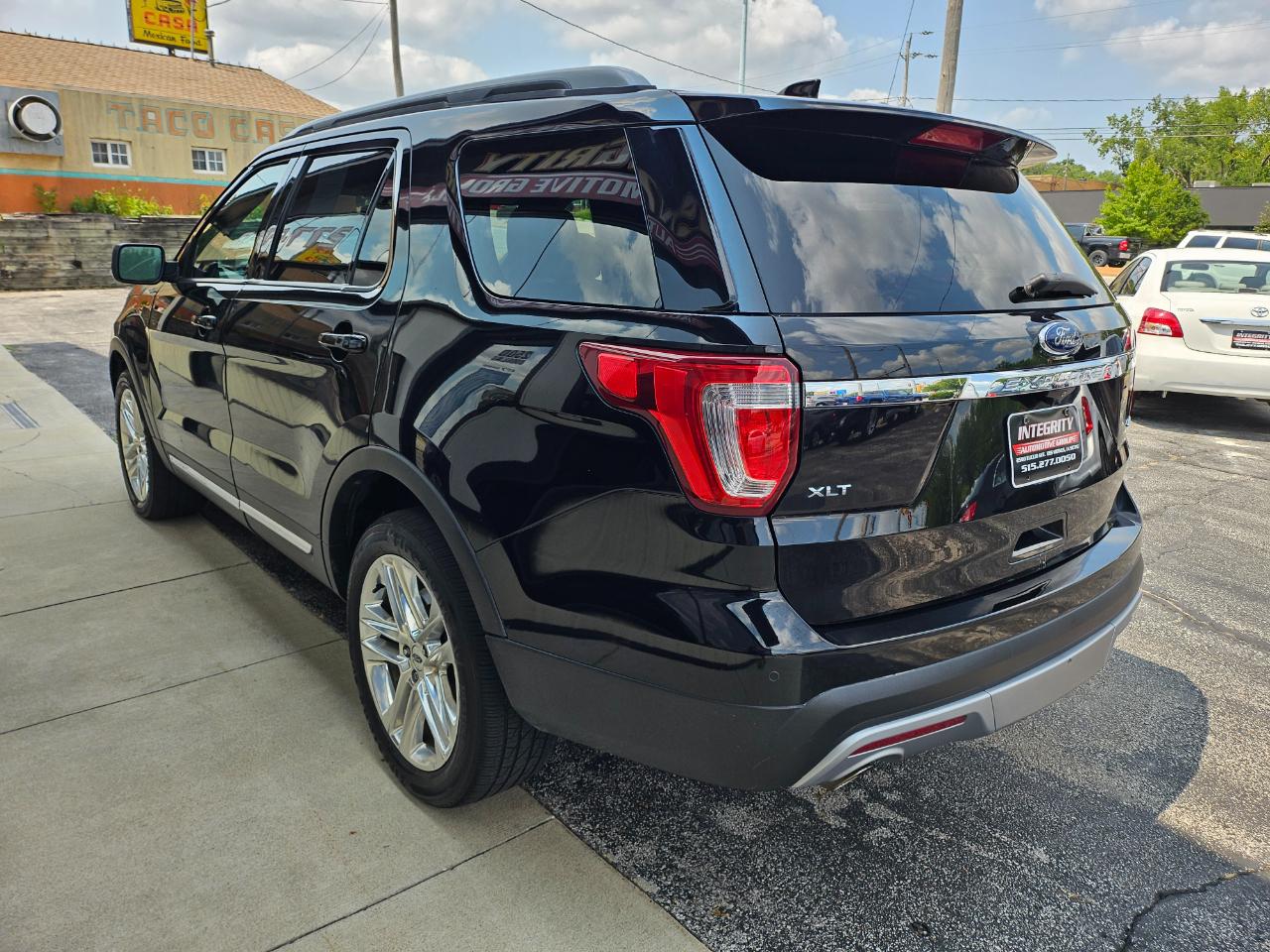 Ford Explorer XLT 4WD 2017