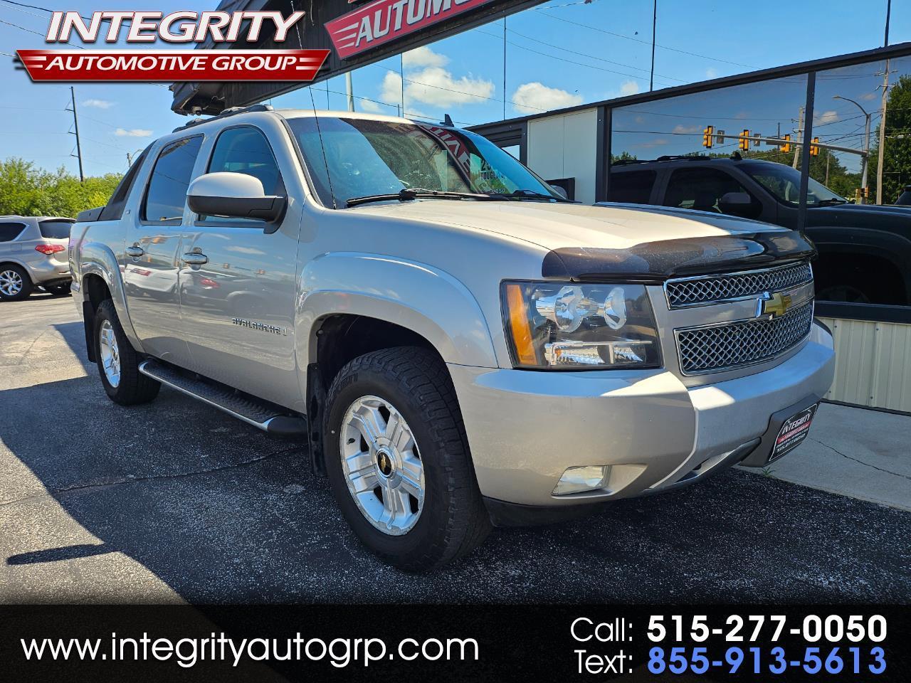 Chevrolet Avalanche 4WD Crew Cab 130" LT w/2LT 2009