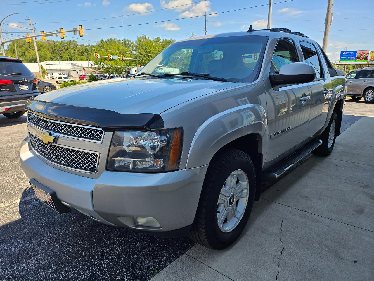 Chevrolet Avalanche 4WD Crew Cab 130" LT w/2LT 2009