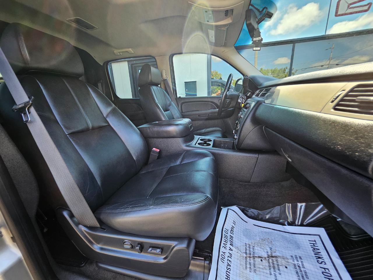 Chevrolet Avalanche 4WD Crew Cab 130" LT w/2LT 2009