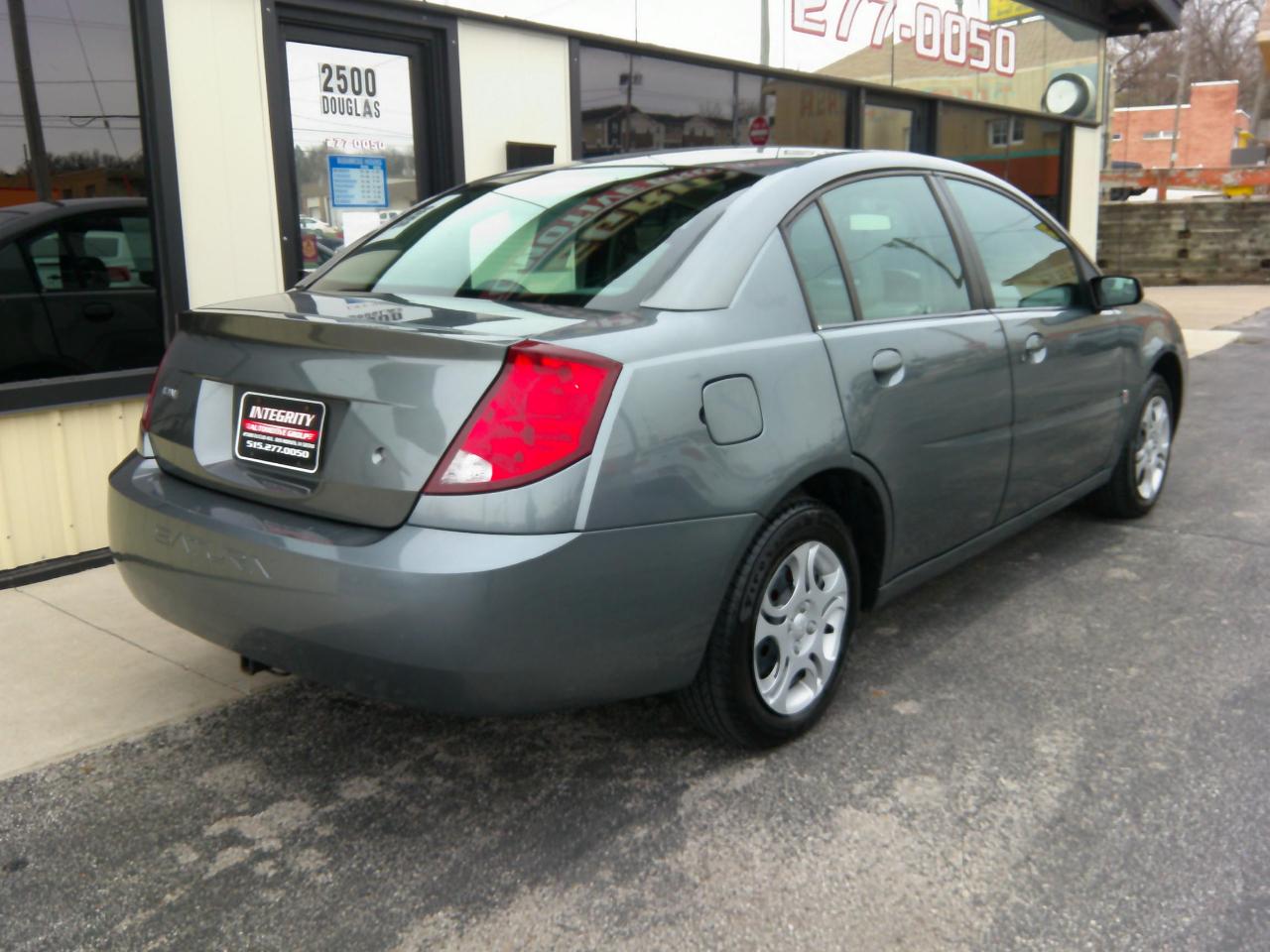 Saturn ION ION 2 4dr Sdn Auto 2005