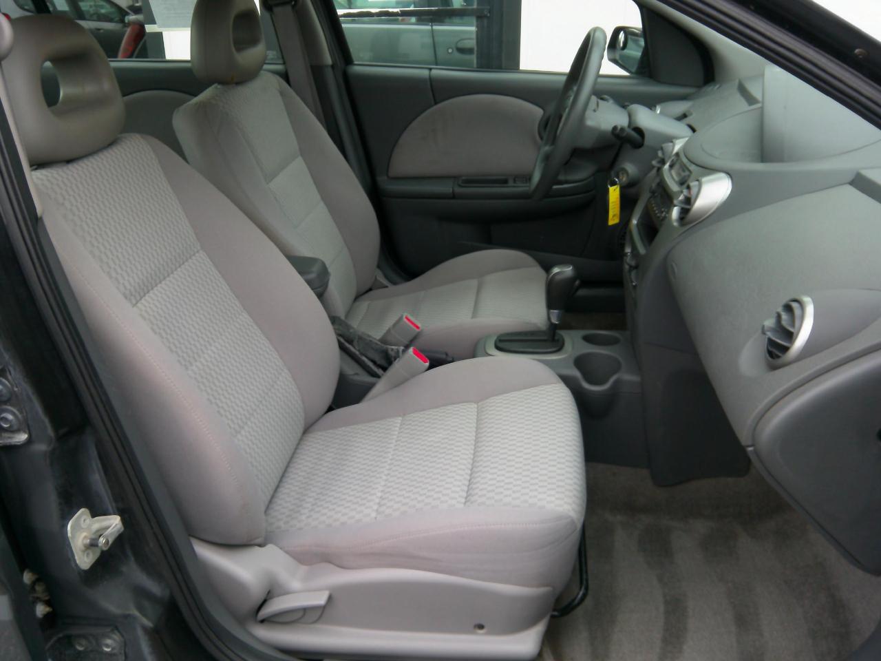Saturn ION ION 2 4dr Sdn Auto 2005