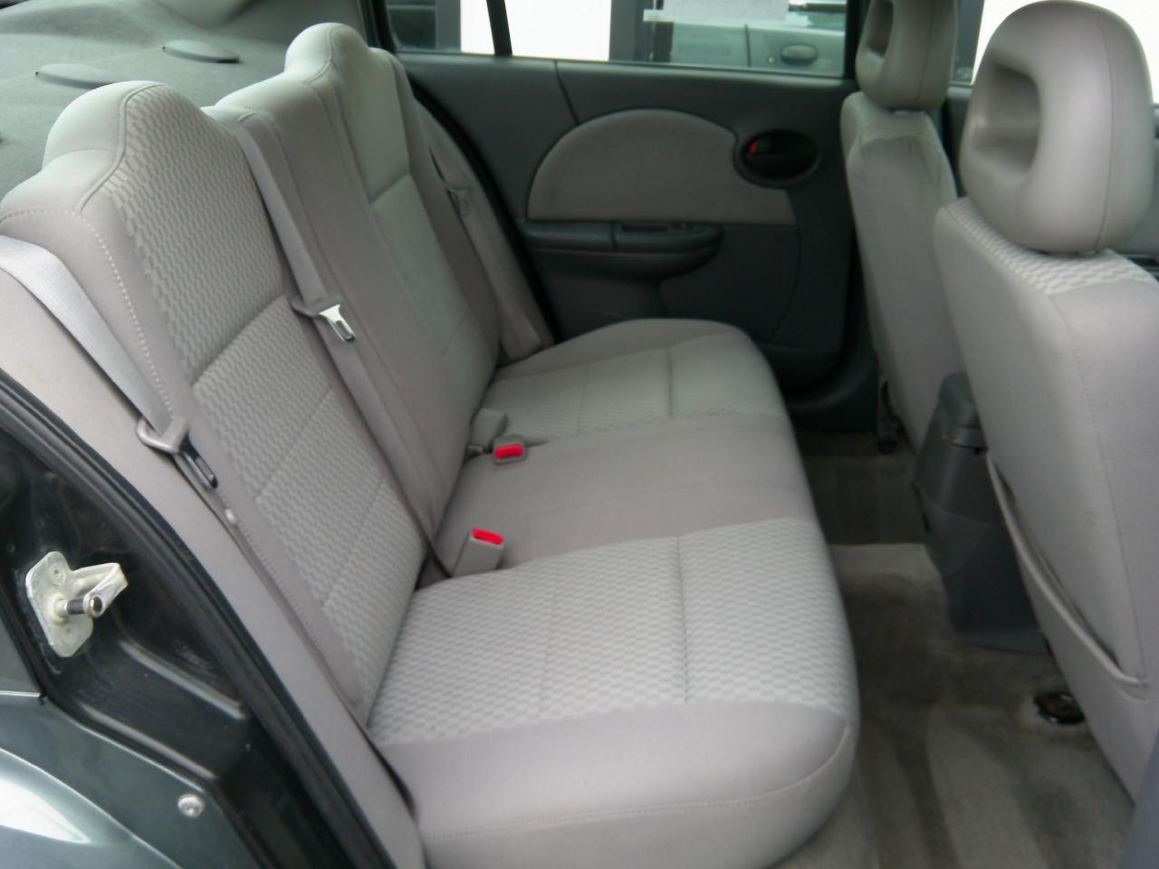 Saturn ION ION 2 4dr Sdn Auto 2005