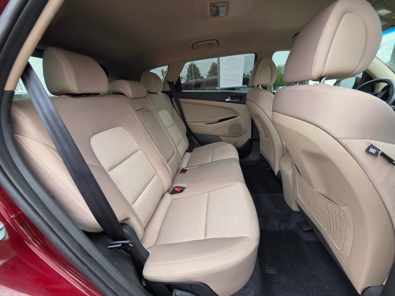 Hyundai Tucson AWD 4dr Sport w/Beige Int 2016