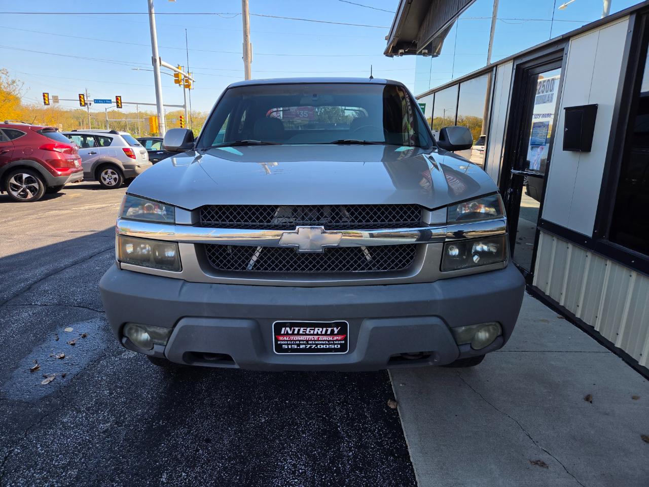 Chevrolet Avalanche 1500 5dr Crew Cab 130" WB 4WD 2002