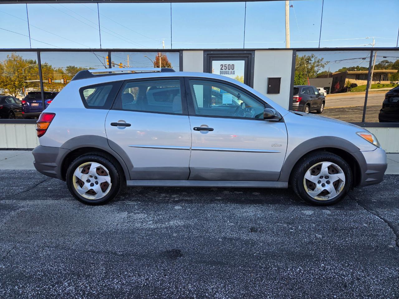 Pontiac Vibe 4dr HB 2007