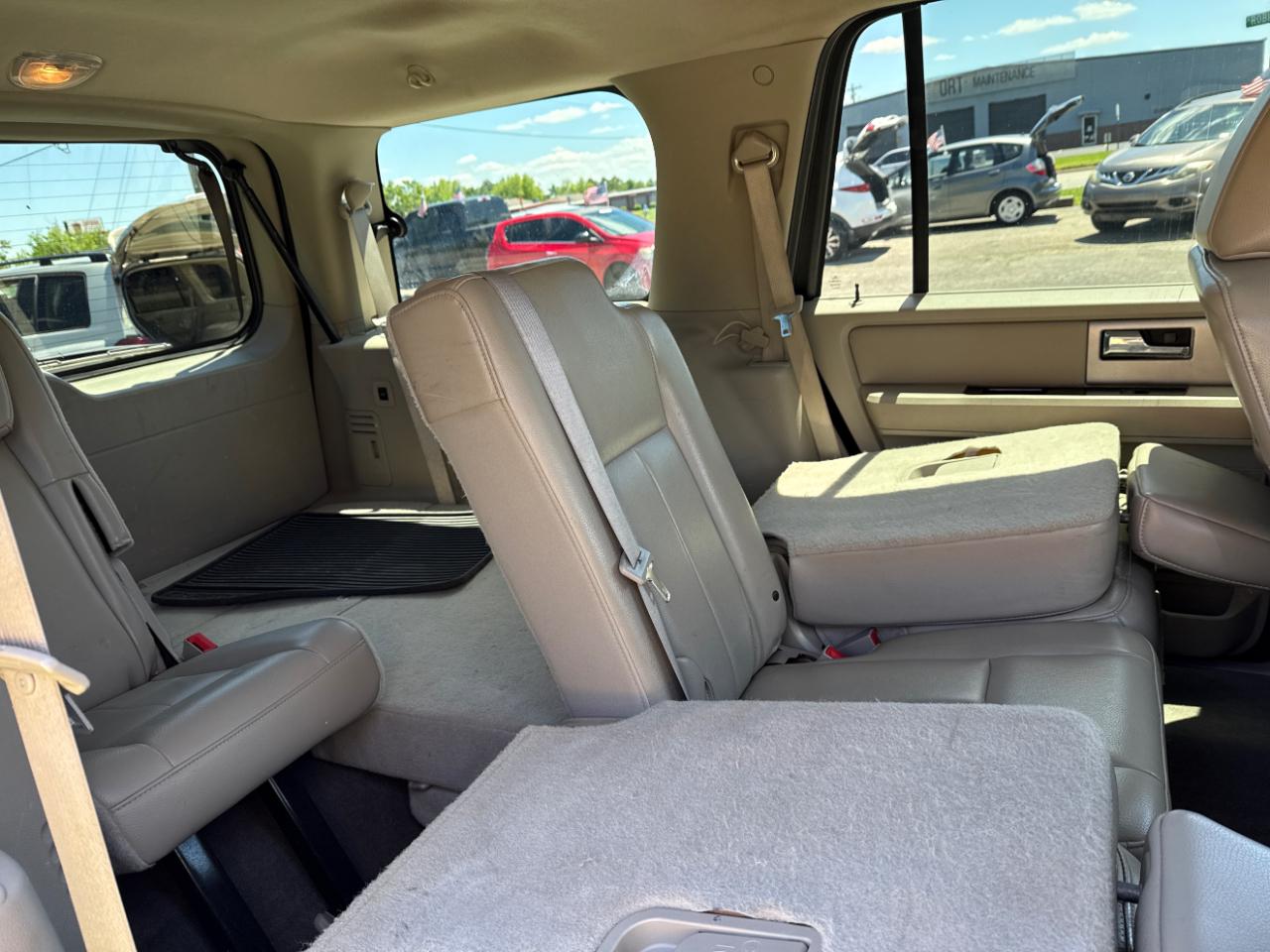 Ford Expedition Limited 2WD 2011