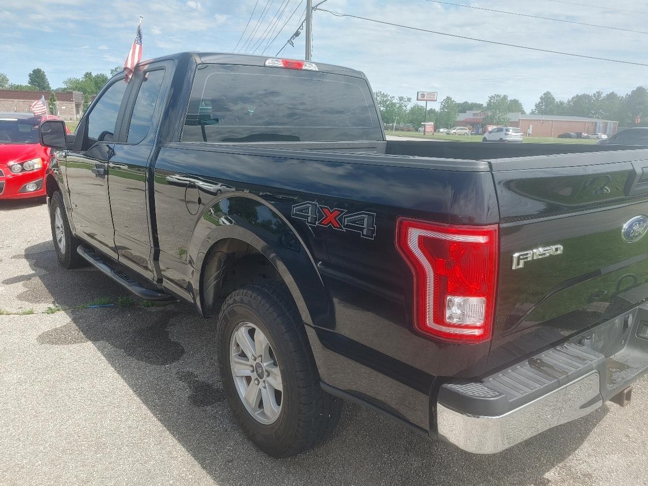 Ford F-150 4WD SuperCab 145" XL 2016