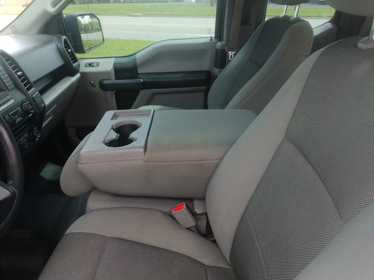 Ford F-150 4WD SuperCab 145" XL 2016