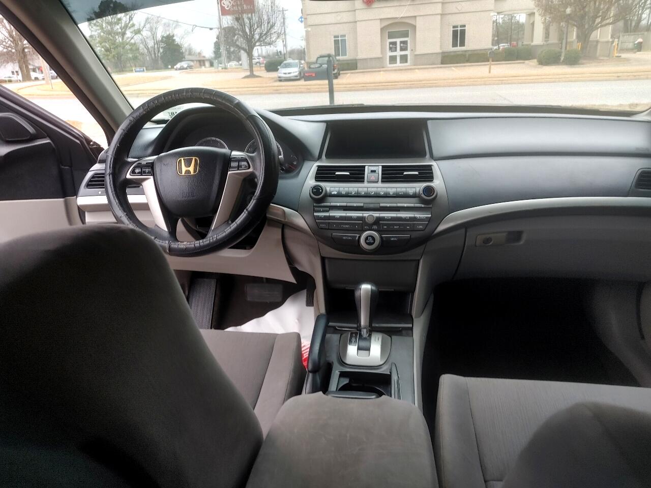 Honda Accord LX-P Sedan AT 2012