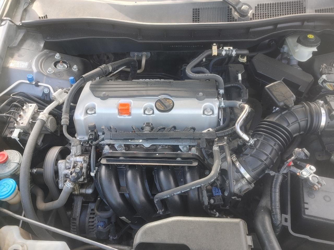 Honda Accord LX-P Sedan AT 2012