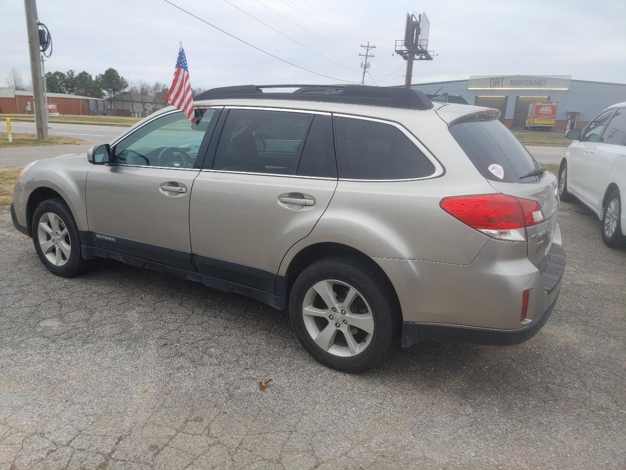 Subaru Outback 2.5i Premium 2014