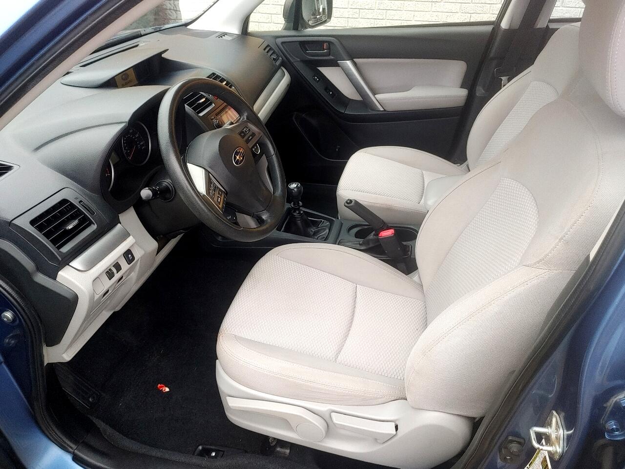 Subaru Forester 2.5i 2015