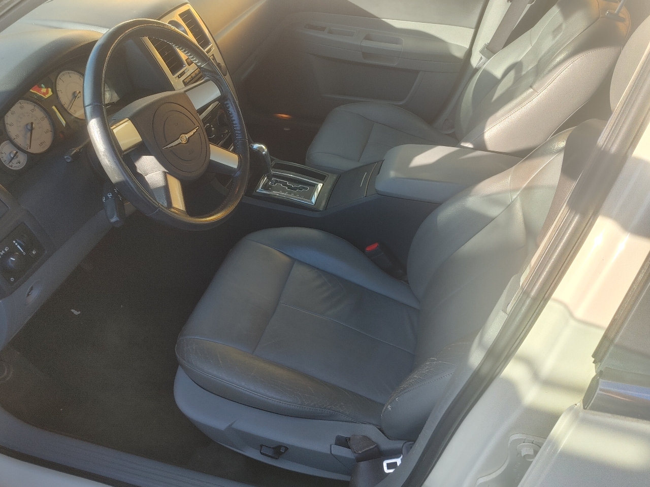 Chrysler 300 Touring 2005