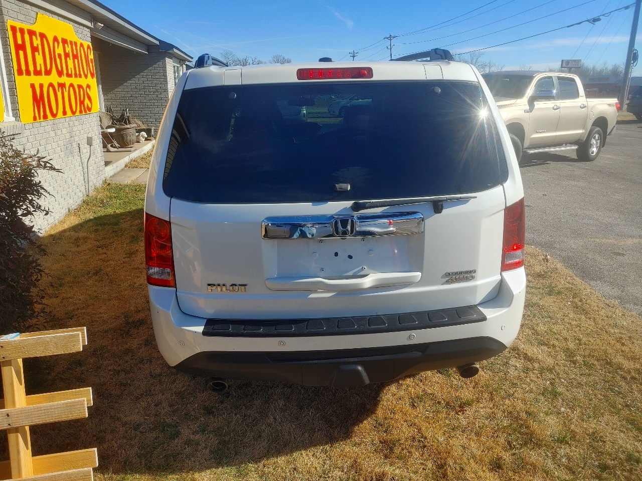 Honda Pilot Touring 4WD 5-Spd AT with DVD 2014