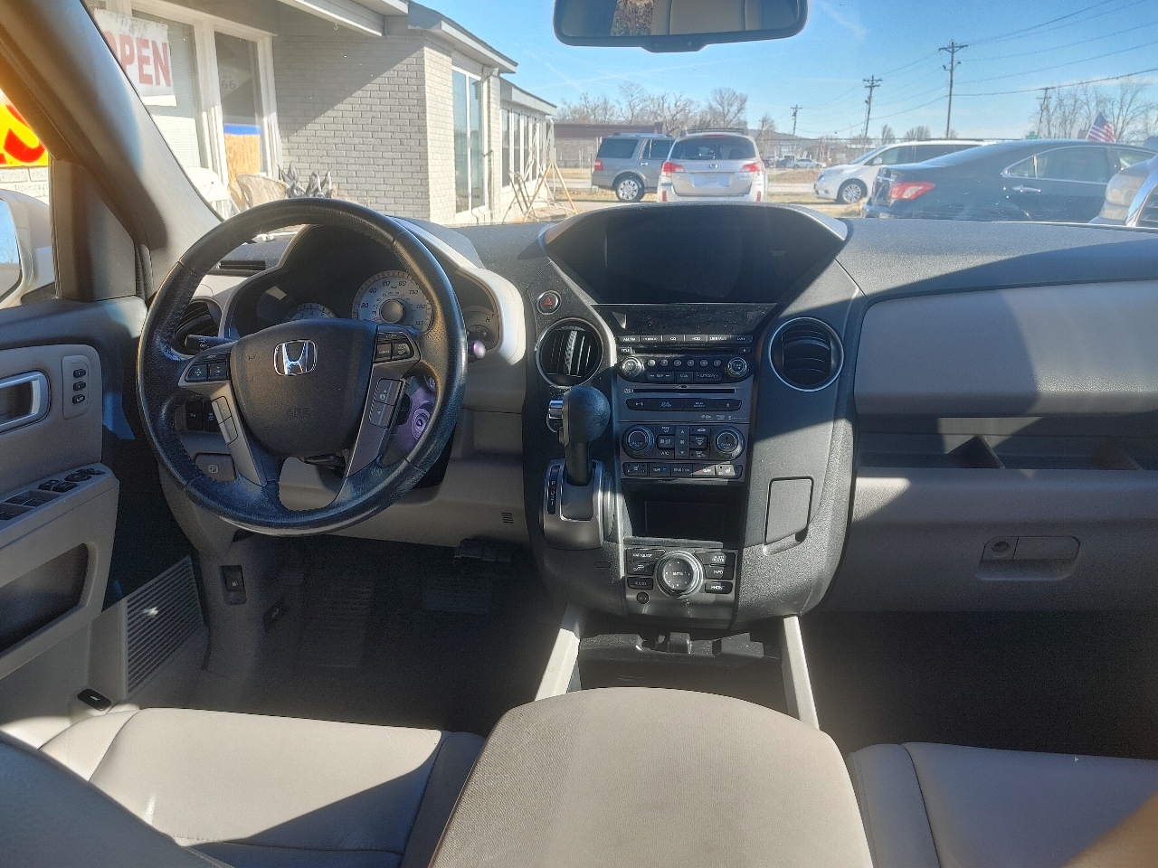 Honda Pilot Touring 4WD 5-Spd AT with DVD 2014