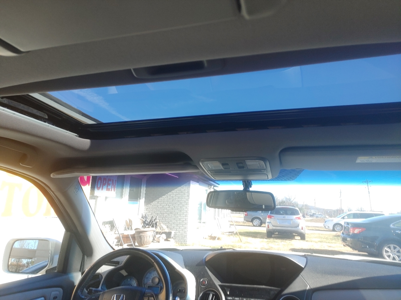 Honda Pilot Touring 4WD 5-Spd AT with DVD 2014