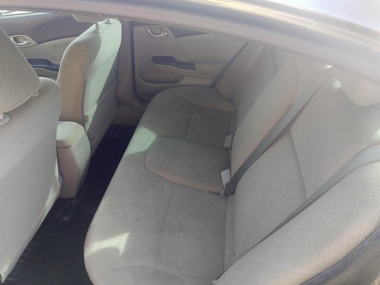 Honda Civic LX Sedan 5-Speed AT 2012