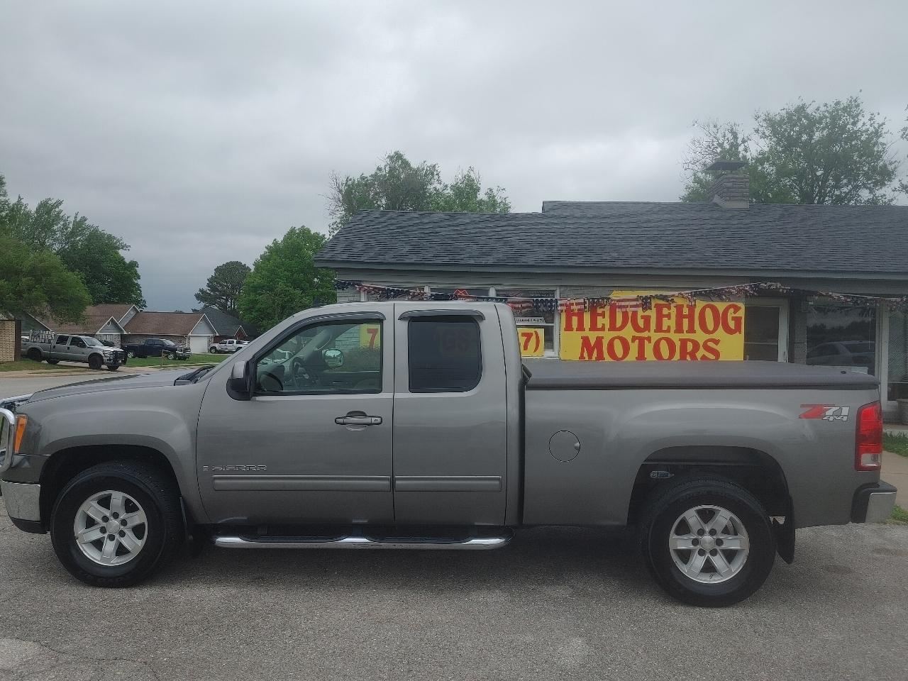 GMC Sierra 1500 Work Truck Ext. Cab Short Box 4WD 2007