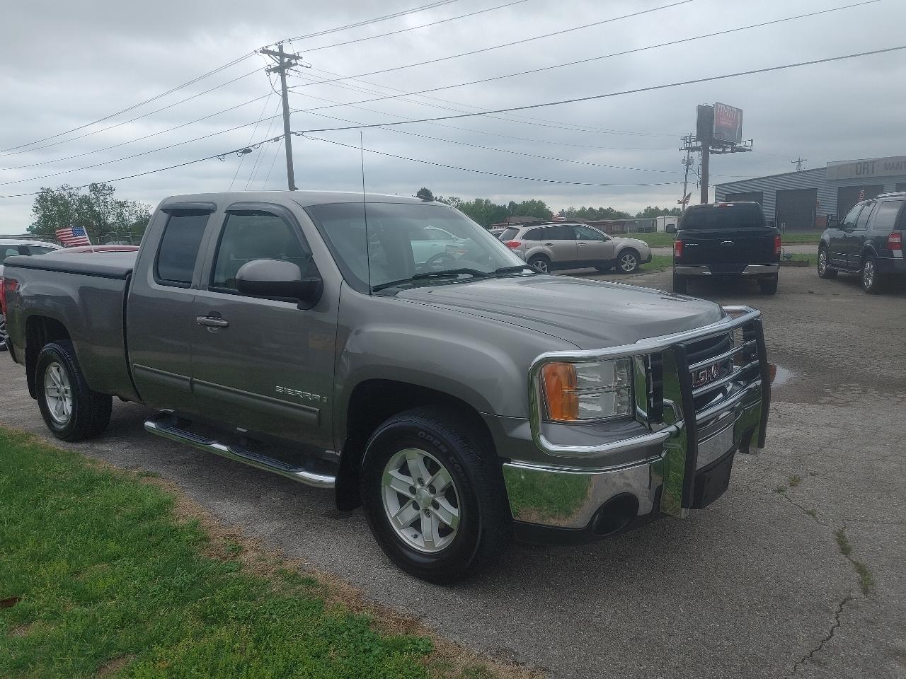 GMC Sierra 1500 Work Truck Ext. Cab Short Box 4WD 2007