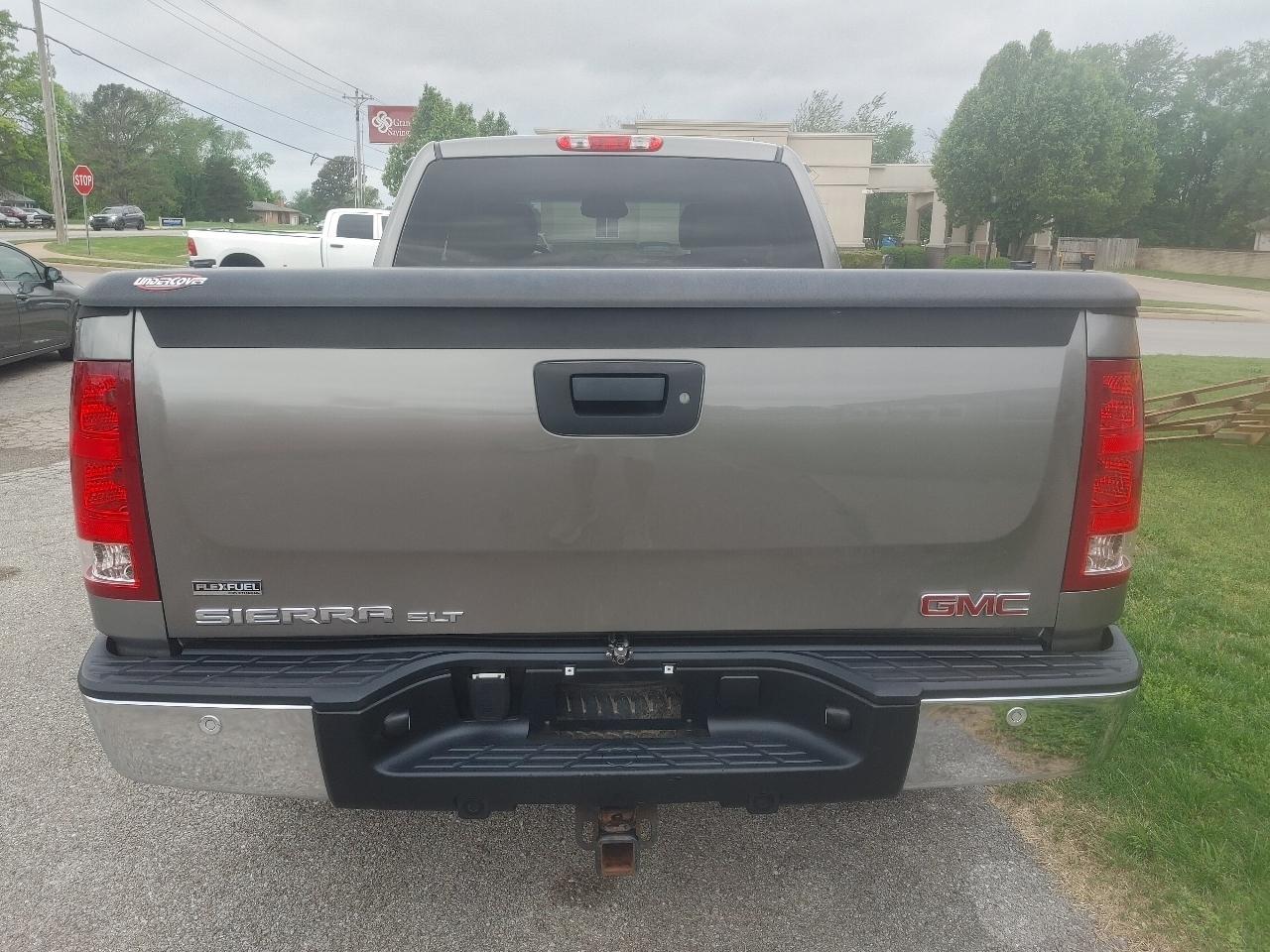 GMC Sierra 1500 Work Truck Ext. Cab Short Box 4WD 2007